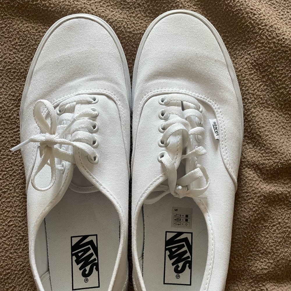 Vans Men's Authentic True White size 10.5